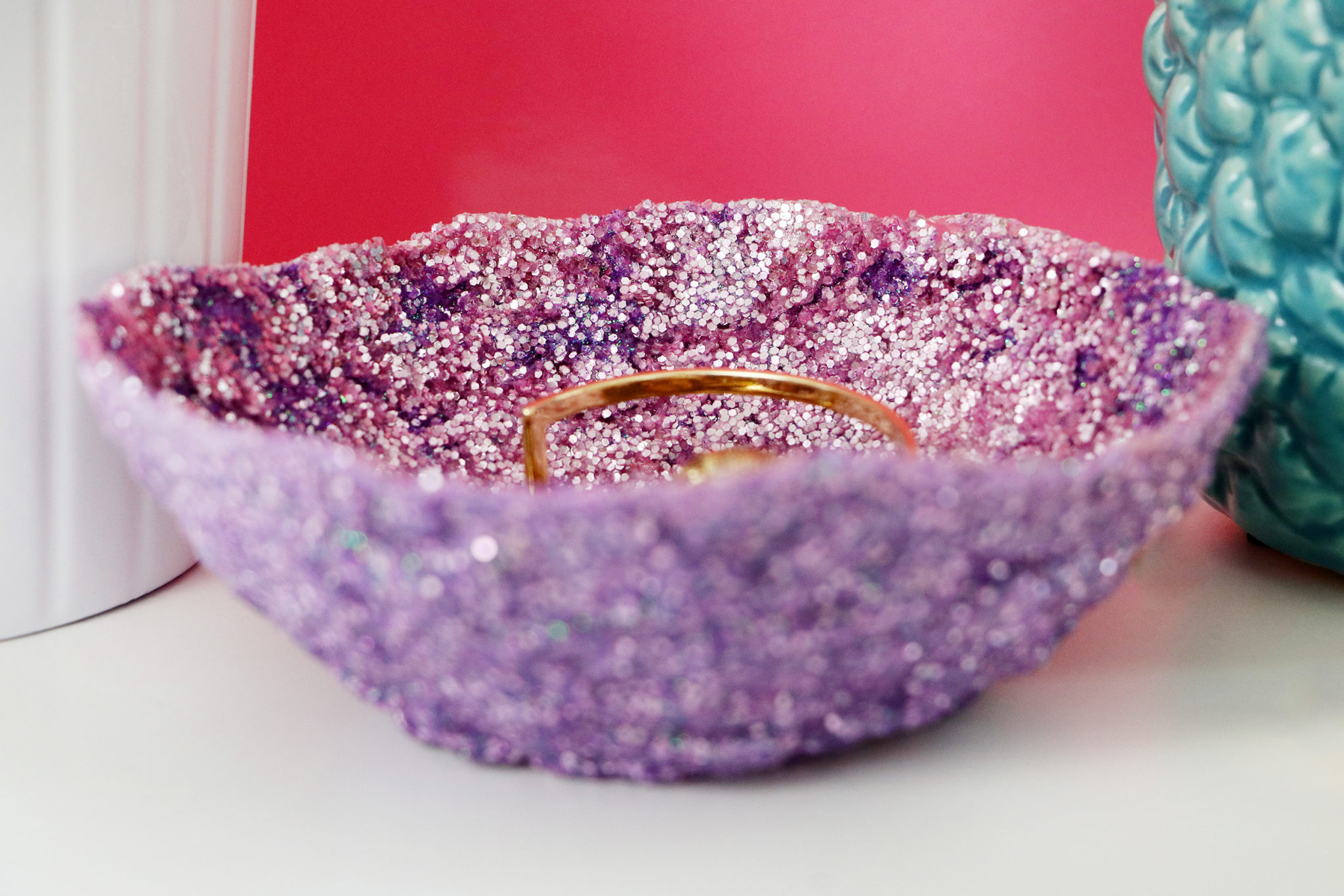 DIY Glam Resin Glitter Bowl Craft How To - Craft Klatch